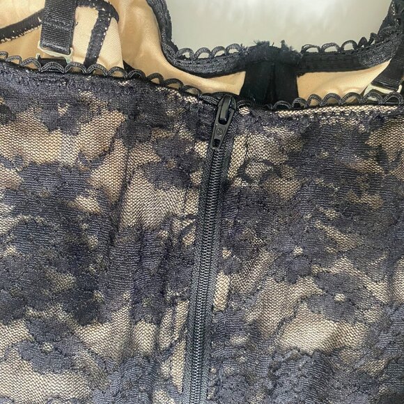 Coquette Cropped Corset Bralette Size‎ S Lace Romantic Sexy Lingerie Bra - Picture 4 of 11
